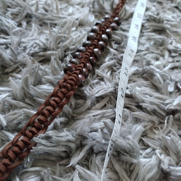 Elegant Brown Beaded Necklace - Picture 3 of 4